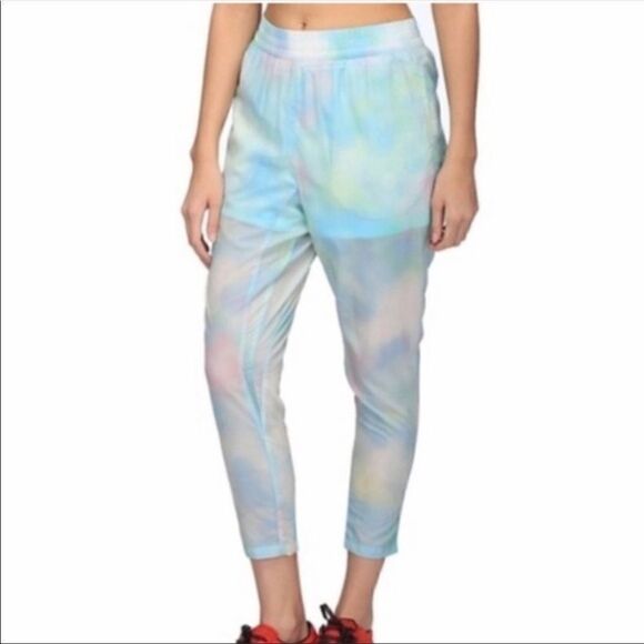 Puma Evo Ultralight Watercolor Tie Dye Pants - Large - Picture 9 of 9